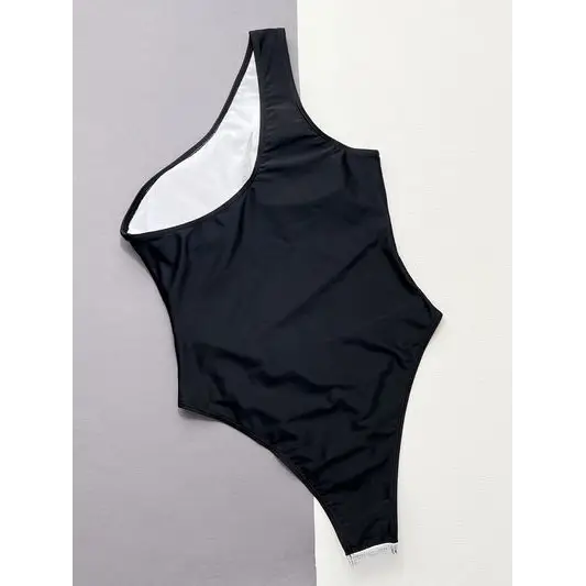 Contrast Panel One-Piece Swimsuit